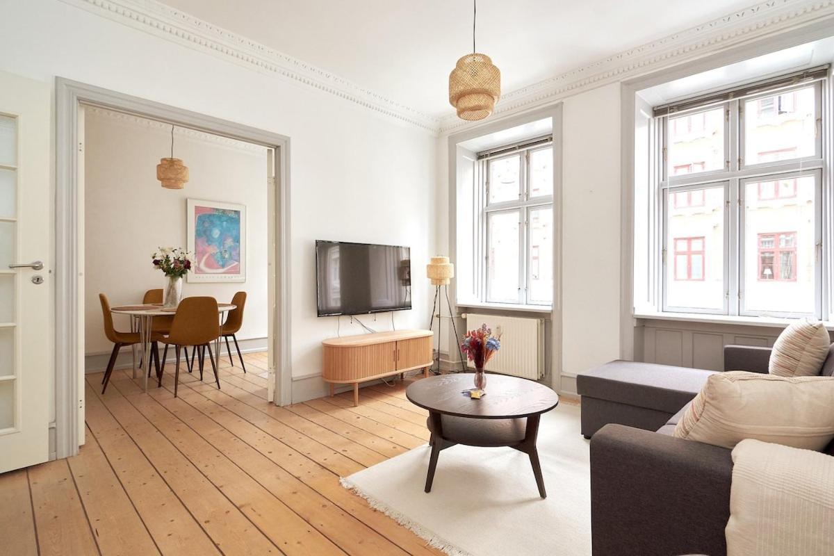 Family - - Sea - Luxury Apartment
